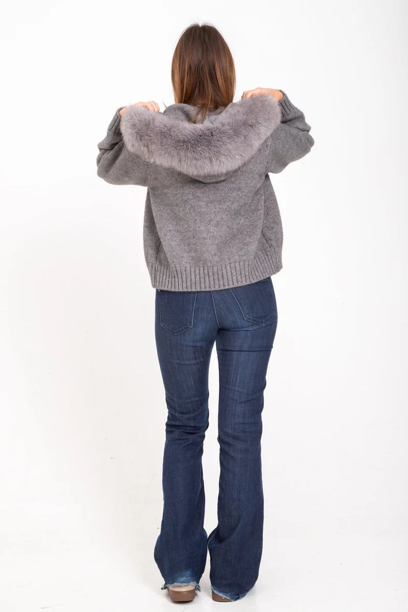 Laraventi™ | The Fur Cardigan